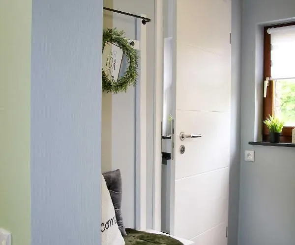 Eifelnest 度假居 *