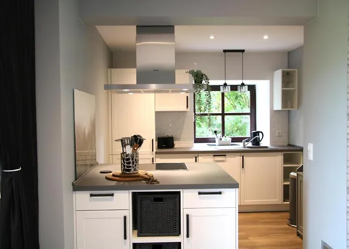 Eifelnest 度假居 *